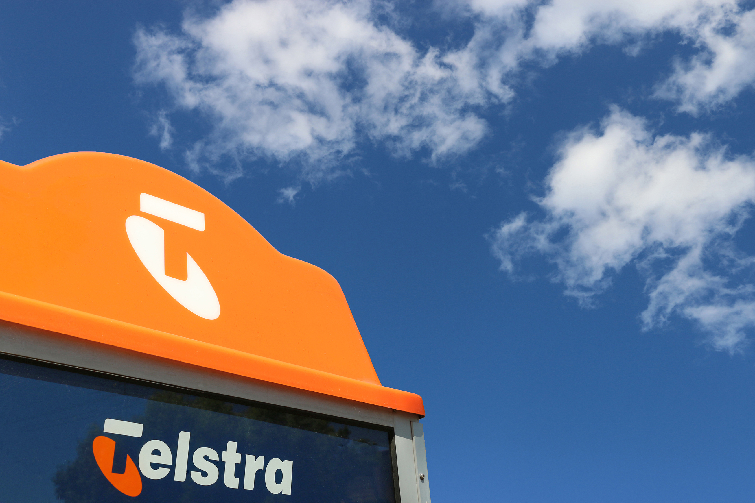 Telstra outage: business customers told to document losses